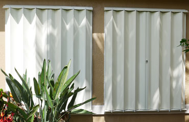 hp-shutters Hurricane shutters installation