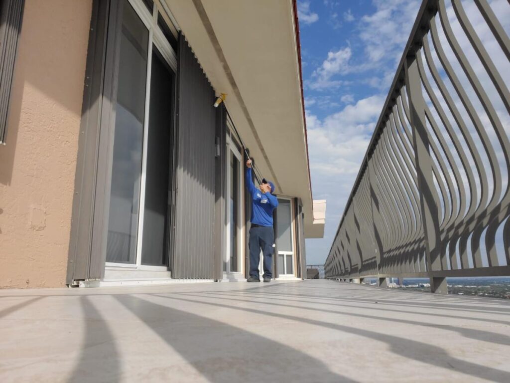 Lubricating Accordion Shutters